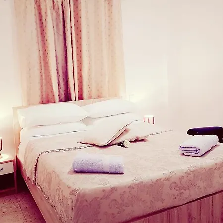 Lake View Akrotiri Apartment